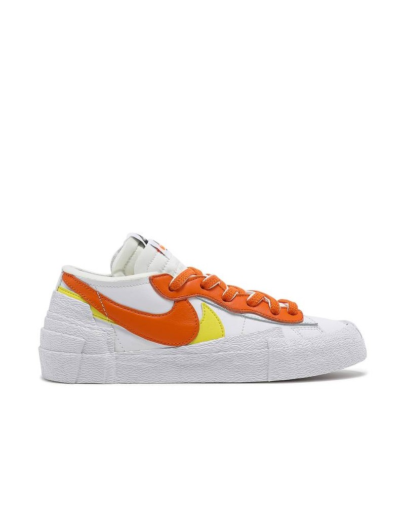 Nike Blazer Low x Sacai...